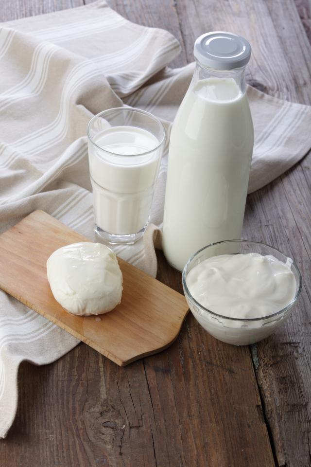 Kiselo mleko da doterate liniju